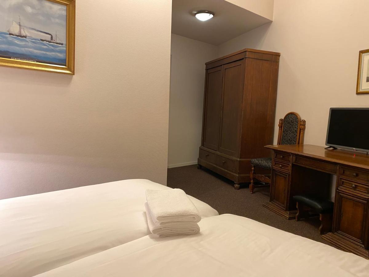 Hotel 's Lands Welvaren 2*